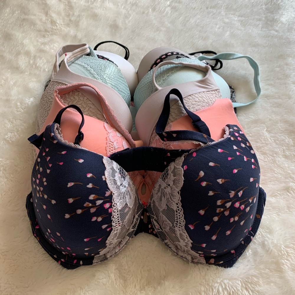 Victoria’s Secret bras.